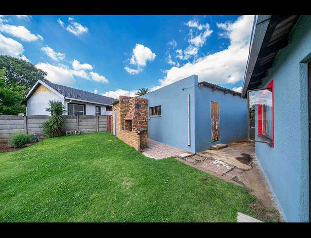 3 BEDROOM FREESTANDING FOR SALE IN LEACHVILLE